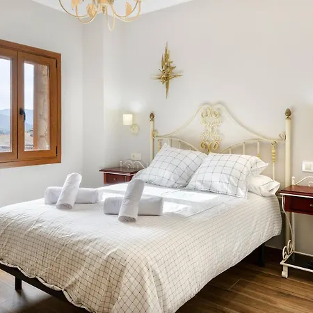 Estrella Del Pirineo Castiello Jaca Holiday home *