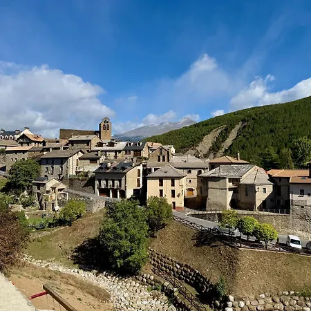 Hébergement de vacances Estrella Del Pirineo Castiello Jaca *